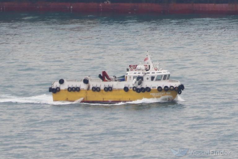 president six (Tug) - IMO , MMSI 563070350, Call Sign 9V6487 under the flag of Singapore