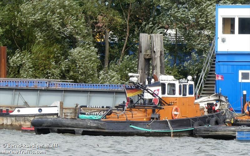 atlas (Tug) - IMO , MMSI 211100700, Call Sign DF2823 under the flag of Germany