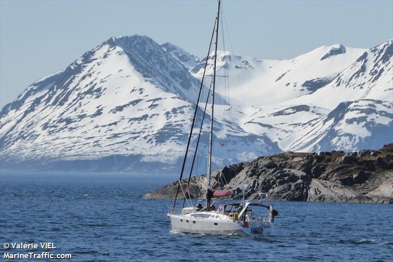 cybele 17 (Sailing vessel) - IMO , MMSI 227070030, Call Sign FGG9914 under the flag of France