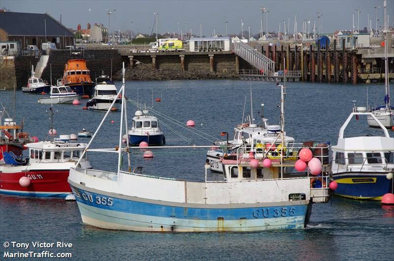 hayley b (Fishing vessel) - IMO , MMSI 235096263, Call Sign MLLM2 under the flag of United Kingdom (UK)