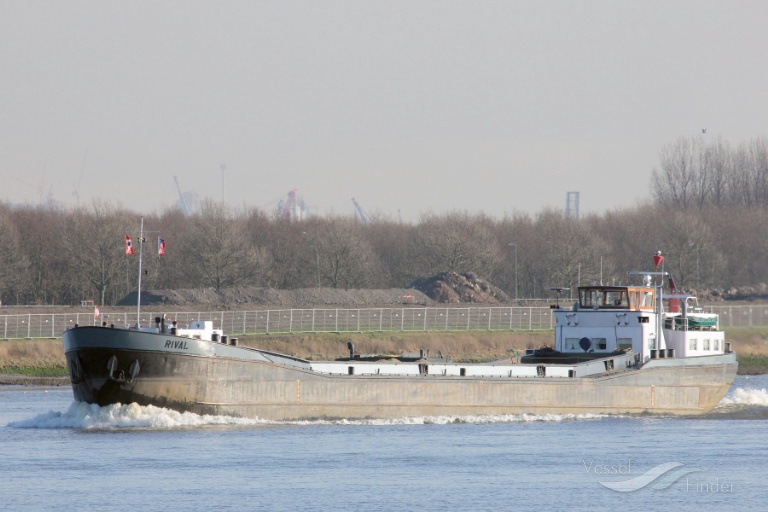 rival (Dredging or UW ops) - IMO , MMSI 244700465, Call Sign PH8249 under the flag of Netherlands