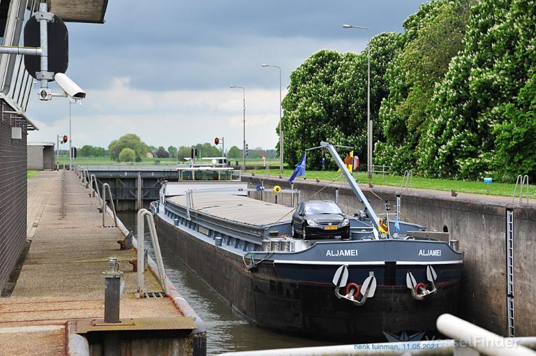 orient (Cargo ship) - IMO , MMSI 244710333, Call Sign PI2185 under the flag of Netherlands