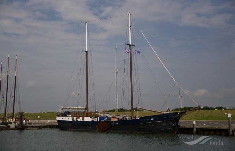 wapen fan fryslan (Passenger ship) - IMO , MMSI 244730529, Call Sign PB2073 under the flag of Netherlands