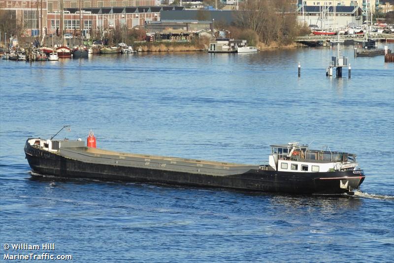shalom (Cargo ship) - IMO , MMSI 244810551, Call Sign PD8898 under the flag of Netherlands