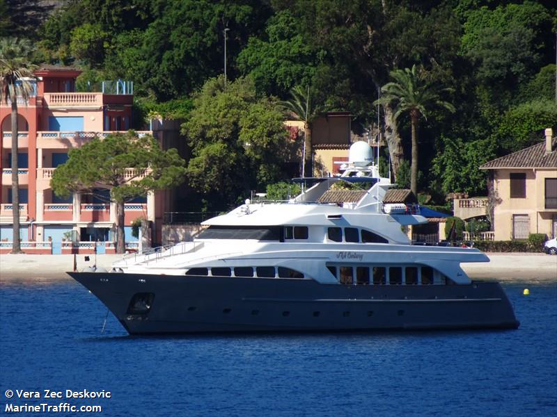 sea century (Pleasure craft) - IMO , MMSI 255802980, Call Sign CQOX under the flag of Madeira