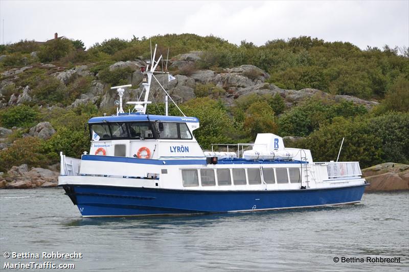 lyron (Passenger ship) - IMO , MMSI 265527030, Call Sign SFUI under the flag of Sweden