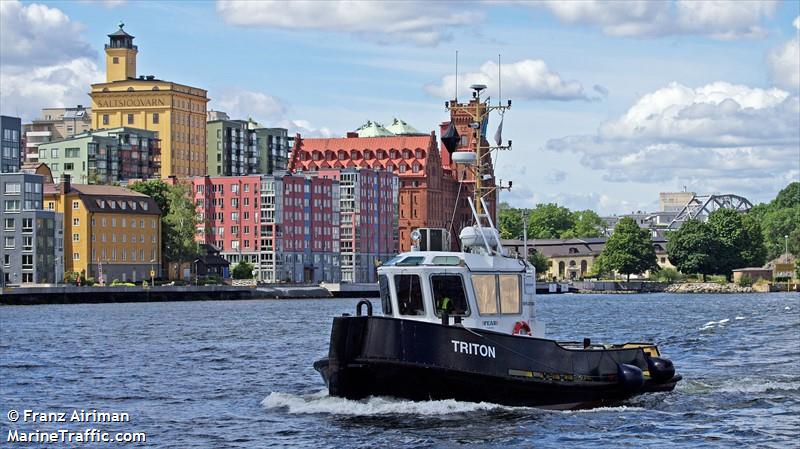 triton (Tug) - IMO , MMSI 265813560, Call Sign SFE2748 under the flag of Sweden