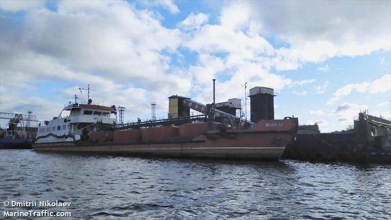 vologda (Tanker) - IMO , MMSI 273450660 under the flag of Russia