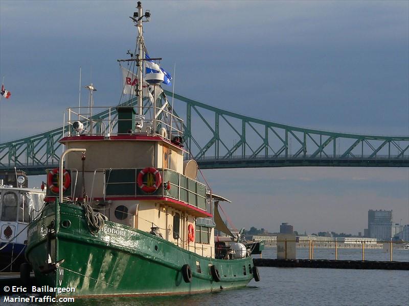 theodore (Pleasure craft) - IMO , MMSI 316029041, Call Sign CFN7012 under the flag of Canada