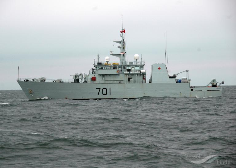 canadian warship 701 (Military ops) - IMO , MMSI 316293000, Call Sign CGAU under the flag of Canada
