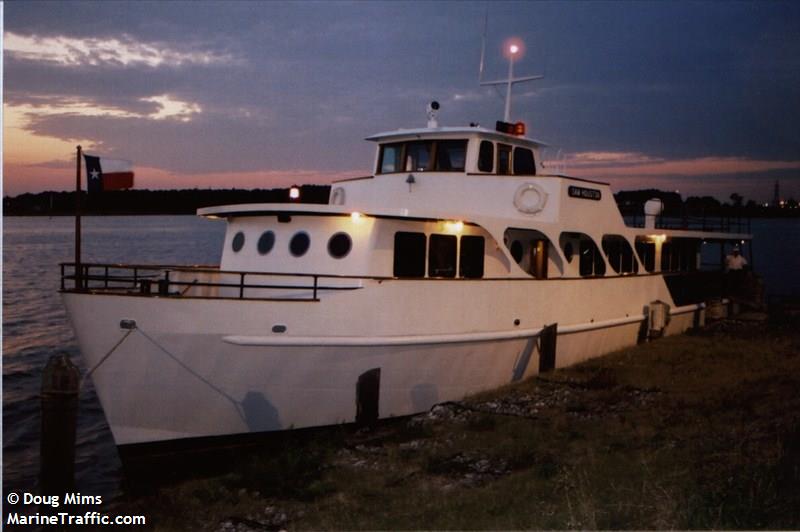 sam houston (Passenger ship) - IMO , MMSI 367337690, Call Sign WBF9860 under the flag of United States (USA)