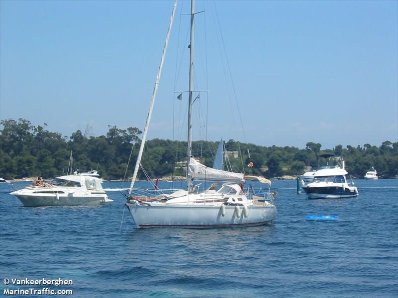 sy grenadine yca (Sailing vessel) - IMO , MMSI 227152530, Call Sign FQ3084 under the flag of France