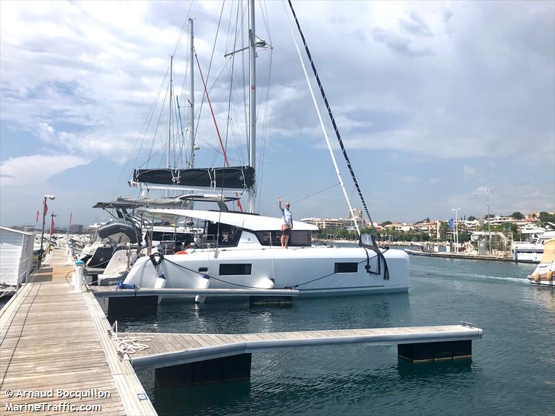 nomad (Sailing vessel) - IMO , MMSI 228007580 under the flag of France