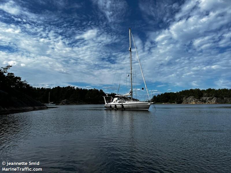 aeolus (Sailing vessel) - IMO , MMSI 244128475, Call Sign PI6671 under the flag of Netherlands