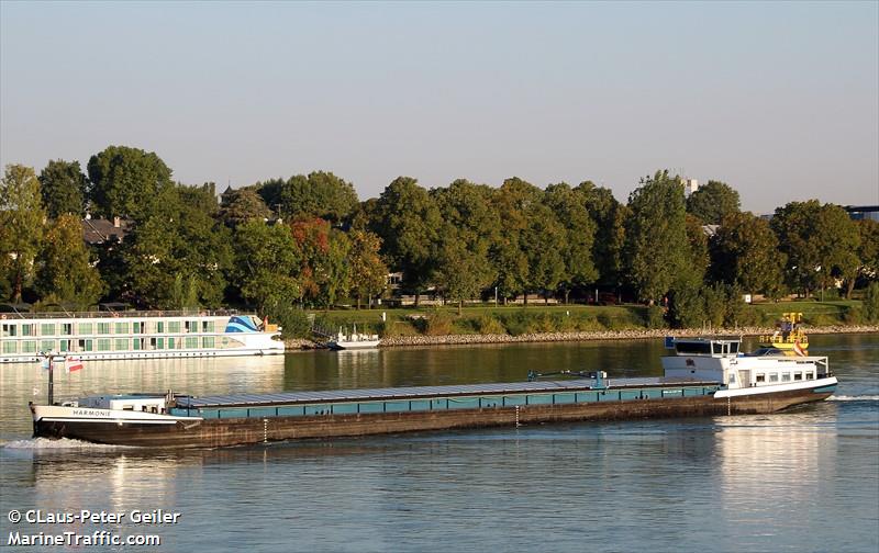 harmonie (Cargo ship) - IMO , MMSI 244690219, Call Sign PE5221 under the flag of Netherlands