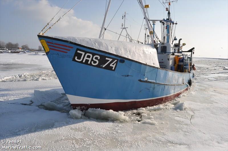 jas-74 (Fishing vessel) - IMO , MMSI 261004430, Call Sign SPG2357 under the flag of Poland