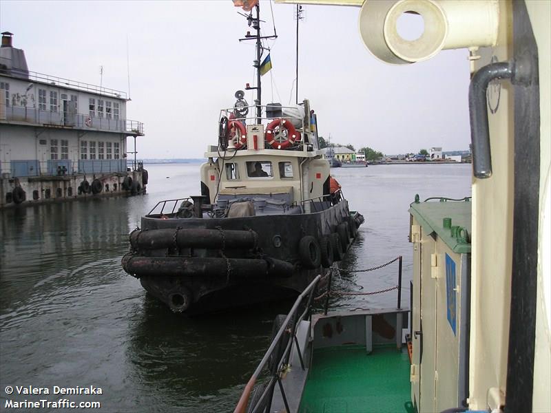 ural (Tug) - IMO , MMSI 272100600, Call Sign URAL under the flag of Ukraine