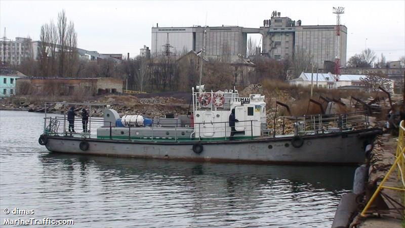 tuman (Diving ops) - IMO , MMSI 272102200 under the flag of Ukraine