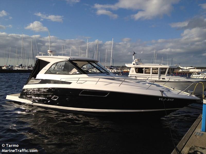 banana moon (Pleasure craft) - IMO , MMSI 276002710 under the flag of Estonia