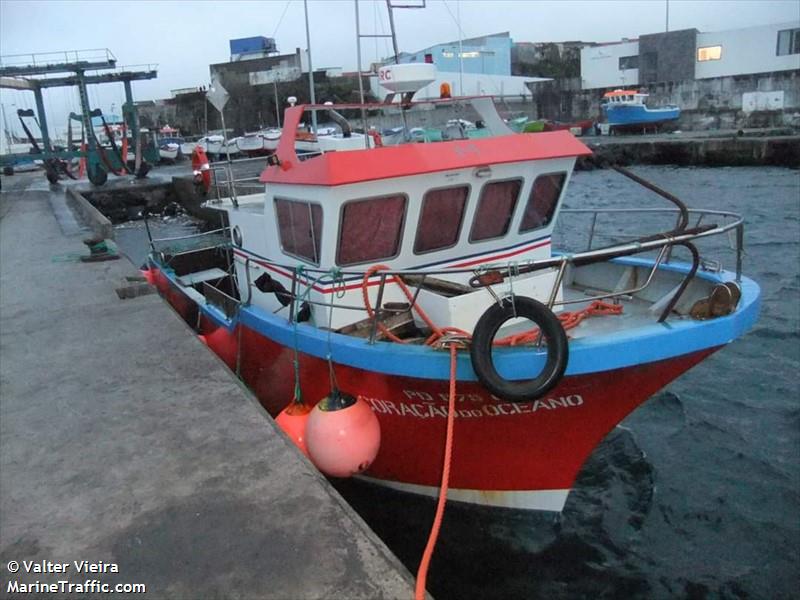 coracao do oceano (Fishing vessel) - IMO , MMSI 204202290, Call Sign CUVB9 under the flag of Azores