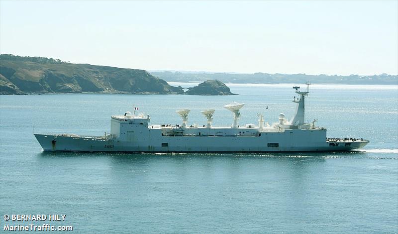 french warship (Unknown) - IMO , MMSI 228999999, Call Sign FALY under the flag of France