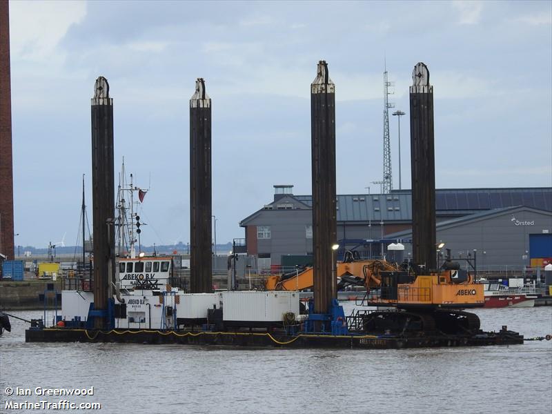 abeko server 2 (Dredging or UW ops) - IMO , MMSI 244290000, Call Sign PEDD under the flag of Netherlands