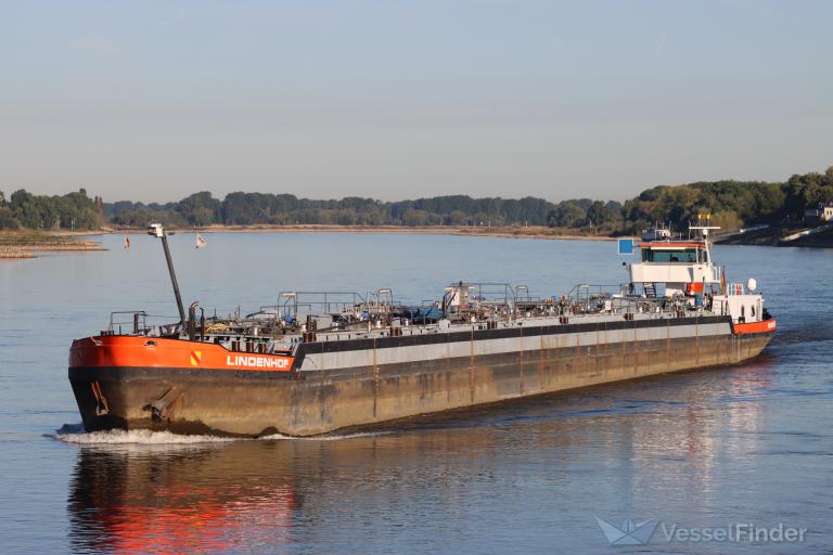 lindenhof (Tanker) - IMO , MMSI 211510610, Call Sign DC2398 under the flag of Germany