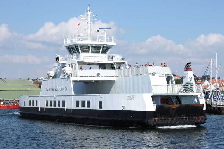 isefjord (Passenger/Ro-Ro Cargo Ship) - IMO 9615781, MMSI 219017815, Call Sign OZEZ under the flag of Denmark