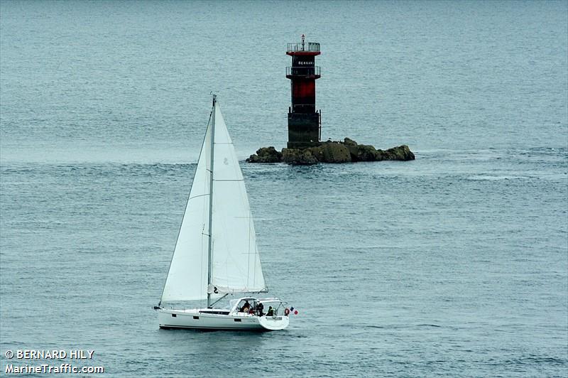 tino cha (Sailing vessel) - IMO , MMSI 227877930, Call Sign FAF6329 under the flag of France