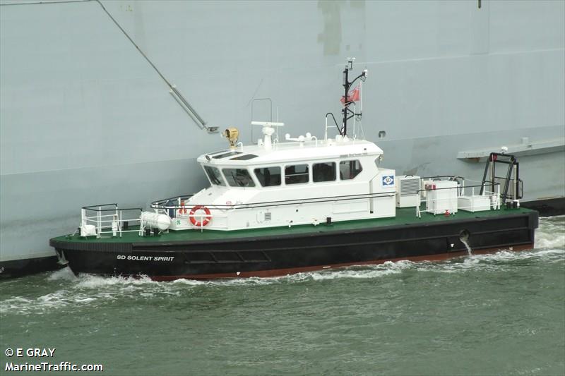 sd solent spirit (Pilot Vessel) - IMO 8748622, MMSI 235066825, Call Sign 2AON8 under the flag of United Kingdom (UK)