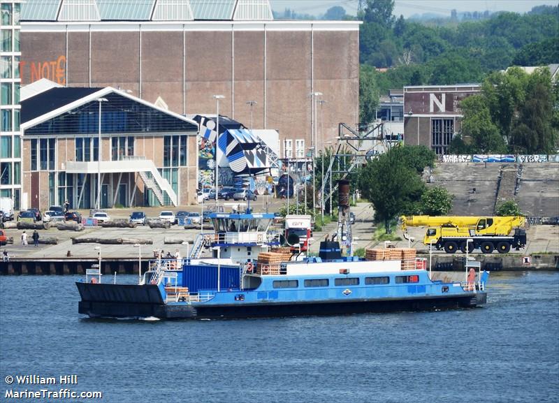 pont 21 (Passenger ship) - IMO , MMSI 244750736, Call Sign PG7640 under the flag of Netherlands