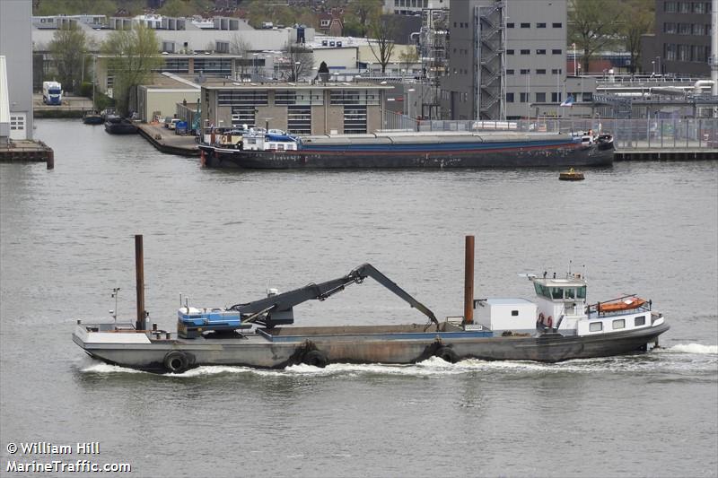 stormvogel (Dredging or UW ops) - IMO , MMSI 244770235, Call Sign PD3535 under the flag of Netherlands