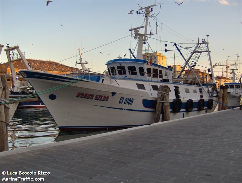 nonno gildo (Fishing vessel) - IMO , MMSI 247051770, Call Sign IVUX under the flag of Italy