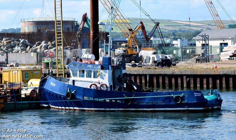 trojan (Tug) - IMO , MMSI 250001394, Call Sign EIEX6 under the flag of Ireland