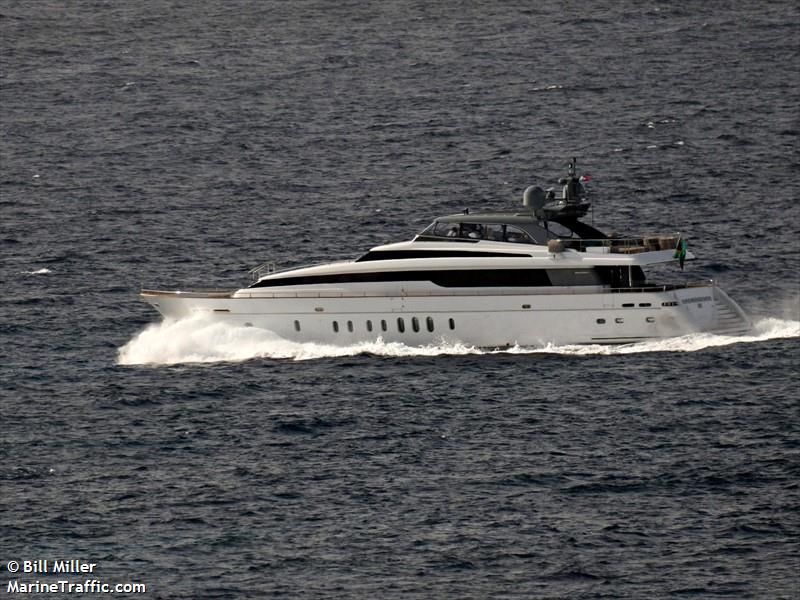 bad romance iv (Pleasure craft) - IMO , MMSI 339686000, Call Sign  6YTM3 under the flag of Jamaica