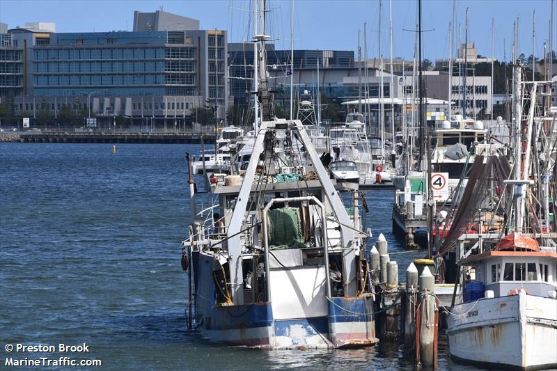 edward j farnie (Fishing vessel) - IMO , MMSI 503035810, Call Sign UX9 under the flag of Australia