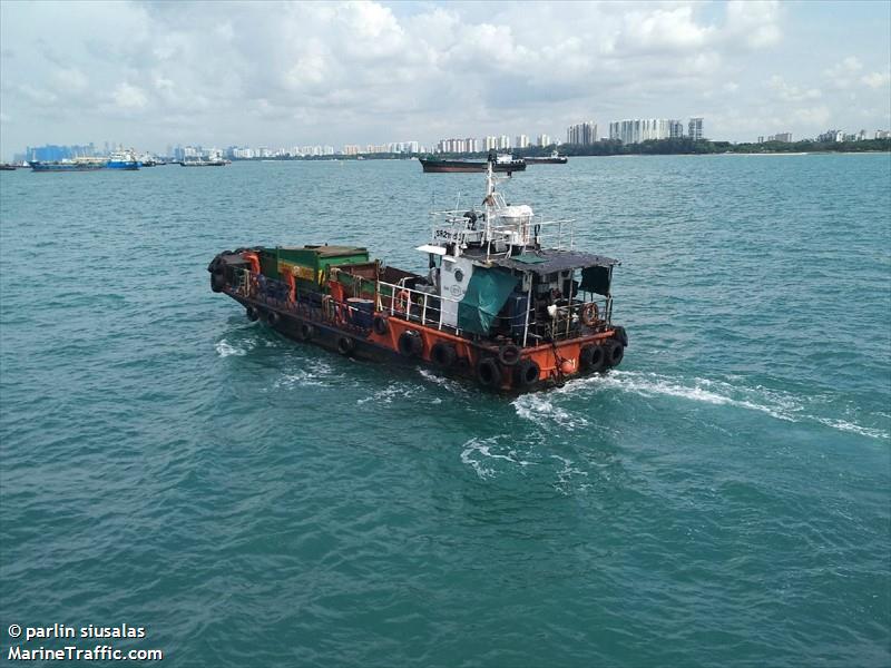 gc 1 (Port tender) - IMO , MMSI 563022440, Call Sign 9V5842 under the flag of Singapore