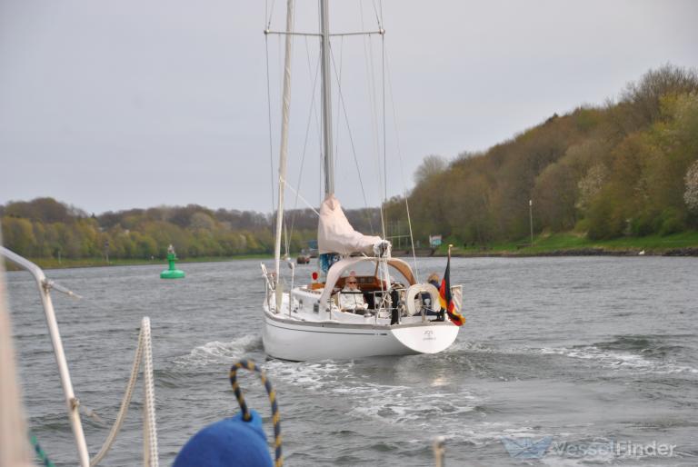 jos of hamble (Sailing vessel) - IMO , MMSI 211242700, Call Sign DG5565 under the flag of Germany