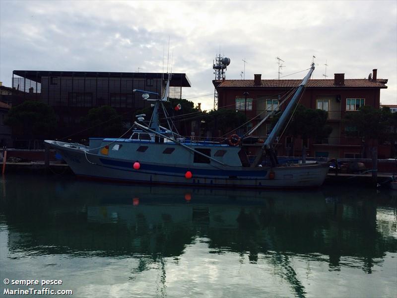 franca i (Fishing vessel) - IMO , MMSI 247051030, Call Sign INEP under the flag of Italy