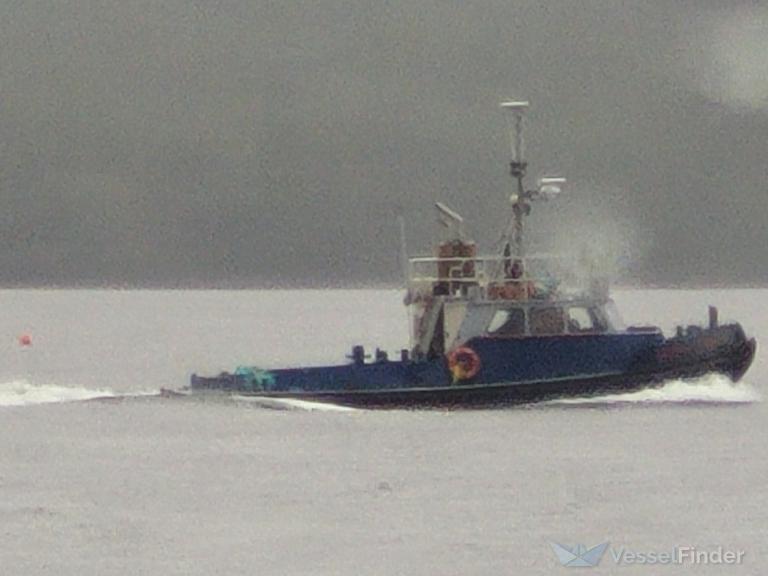 imperial immerk (Tug) - IMO , MMSI 316033627 under the flag of Canada