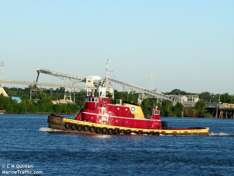 edwin n bisso (Tug) - IMO 7047643, MMSI 366930000, Call Sign WCW4131 under the flag of United States (USA)