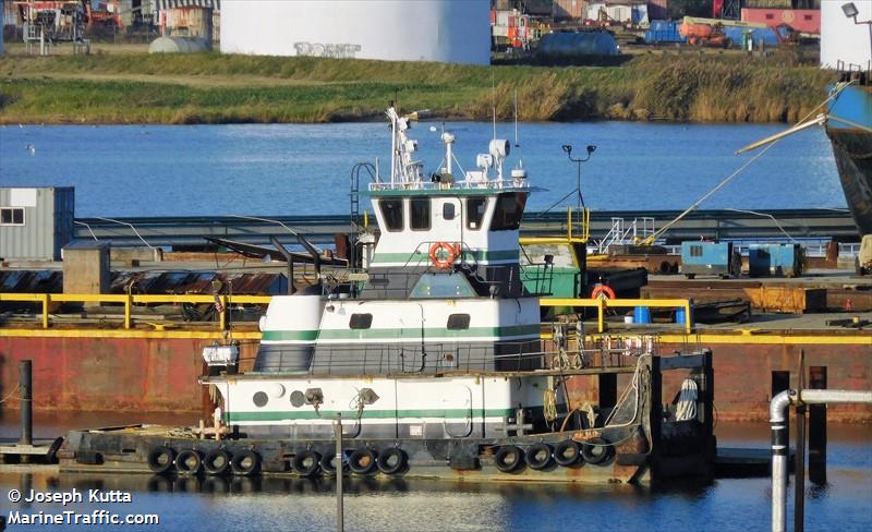 julia b (Towing vessel (tow>200)) - IMO , MMSI 367469480 under the flag of United States (USA)