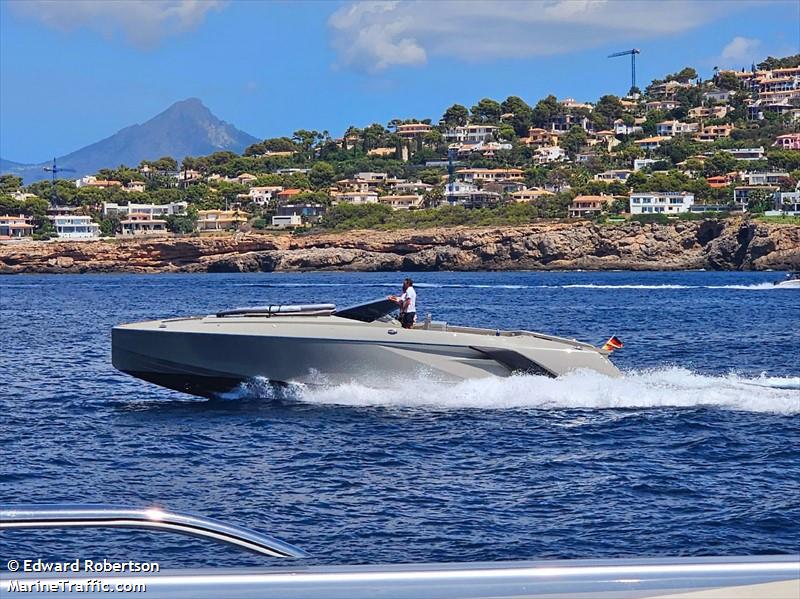 unplugged (Pleasure craft) - IMO , MMSI 211102320 under the flag of Germany