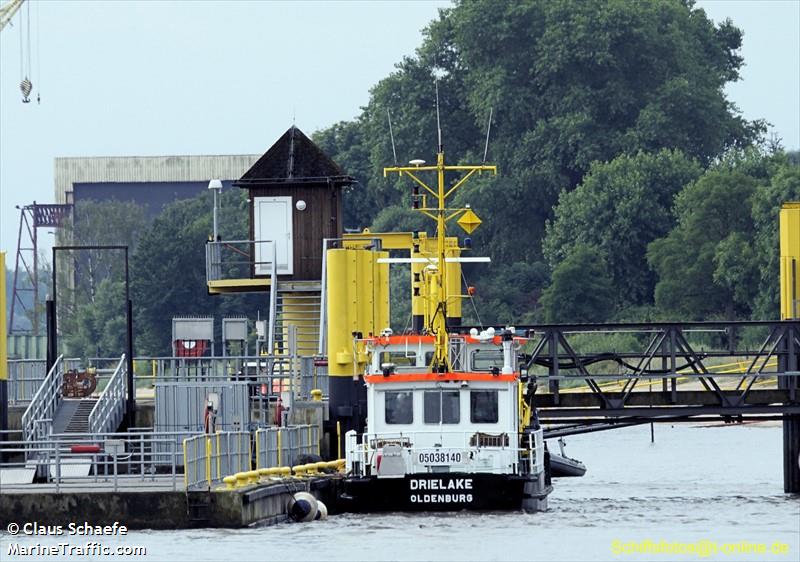drielake (Dredging or UW ops) - IMO , MMSI 211626290, Call Sign DF8347 under the flag of Germany