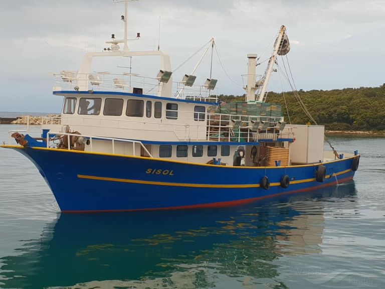 sisol (Fishing vessel) - IMO , MMSI 238975610, Call Sign 9A8516 under the flag of Croatia