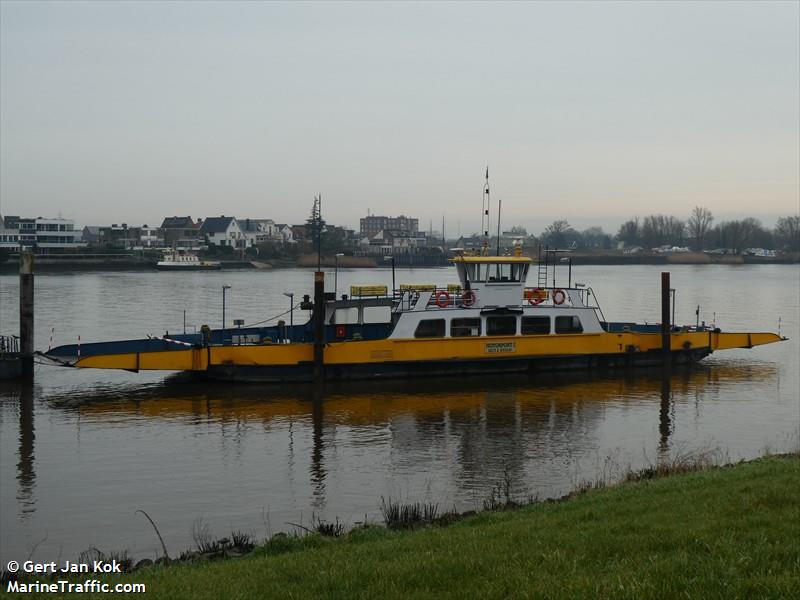 motorpont 2 (Passenger ship) - IMO , MMSI 244690565, Call Sign PF9821 under the flag of Netherlands