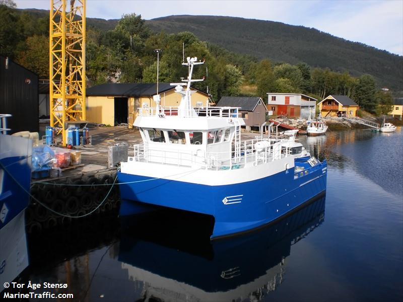 sandvaer (Dredging or UW ops) - IMO , MMSI 257665800, Call Sign LG8455 under the flag of Norway