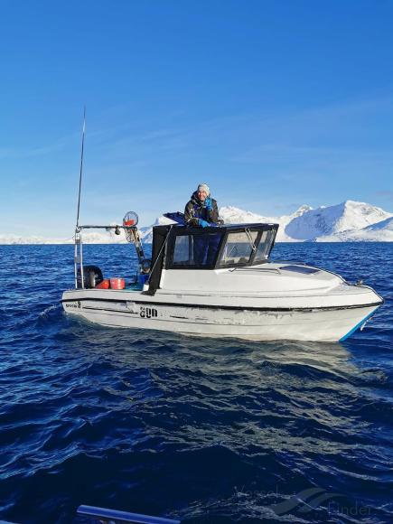 lars h (Fishing vessel) - IMO , MMSI 331908000, Call Sign XPG5492 under the flag of Greenland