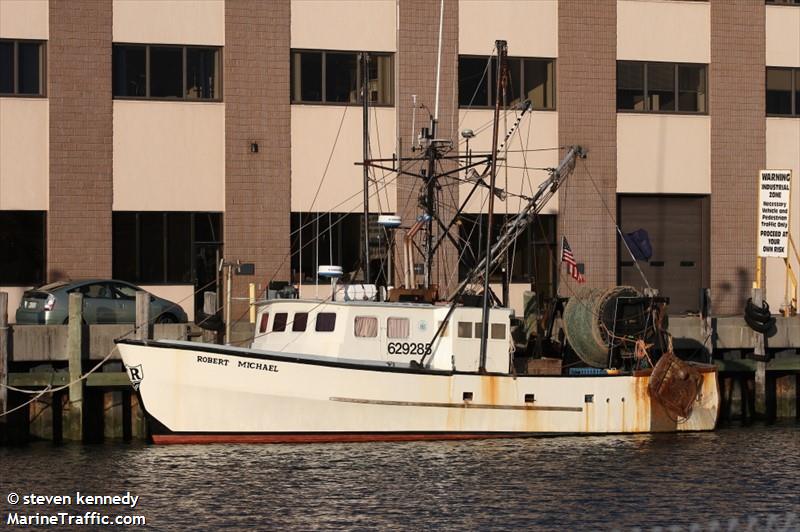 robert michael (Fishing vessel) - IMO , MMSI 367128260, Call Sign WAW7823 under the flag of United States (USA)