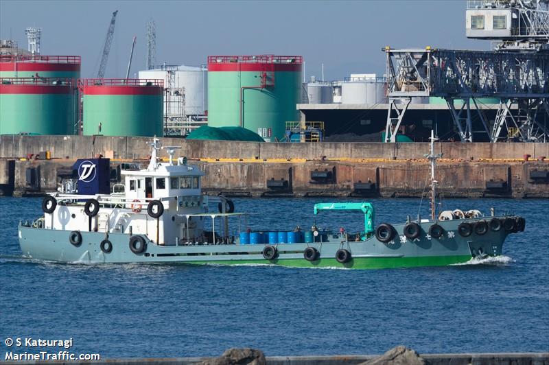 taiyo maru no.17 (Tanker) - IMO , MMSI 431015162 under the flag of Japan